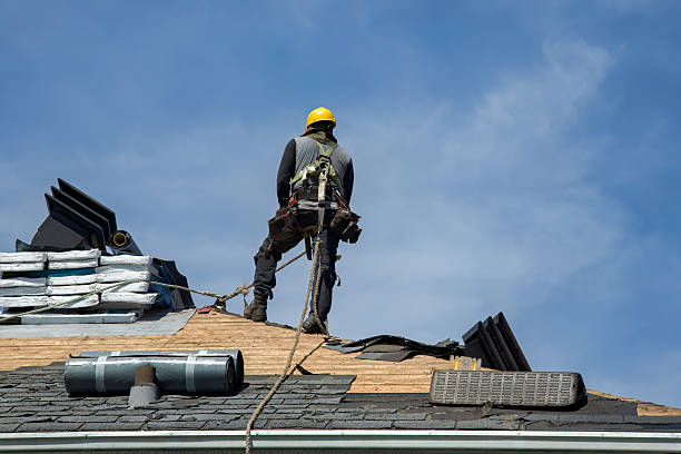 Professional Gutter Installation technician working in Echo, OR